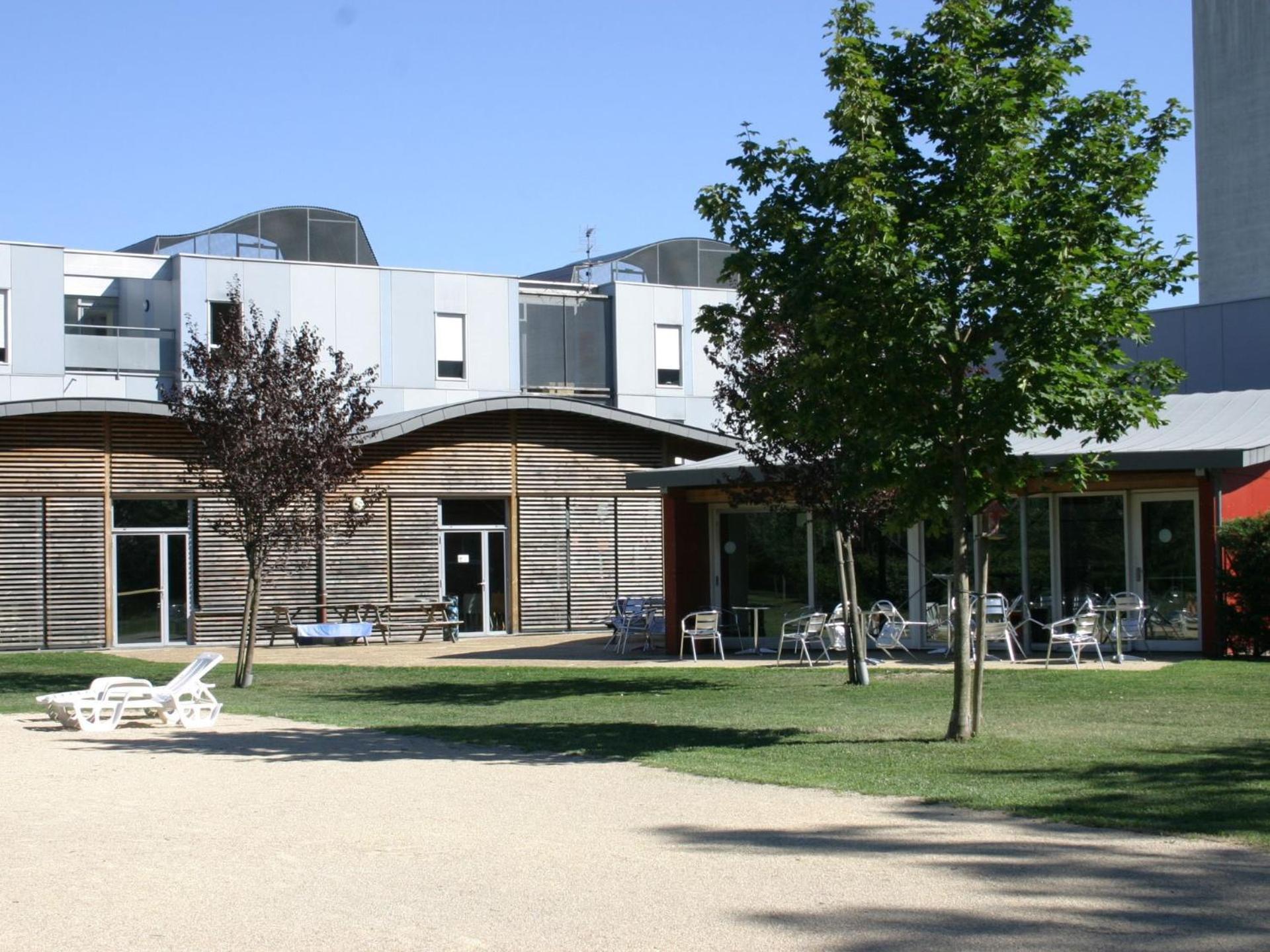 Auberge De Jeunesse Hi Grenoble Эшироль Экстерьер фото